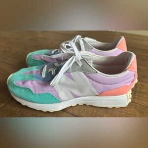 New Balance 327 - Size Big Kids 6 but fits more like a Women’s 8.5